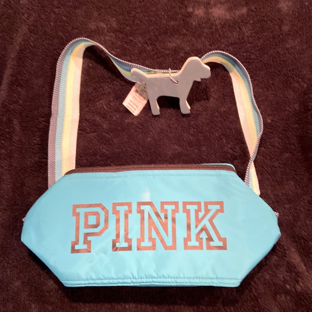 New - VS (PINK) - Cooler / Lunchbox w/keychain